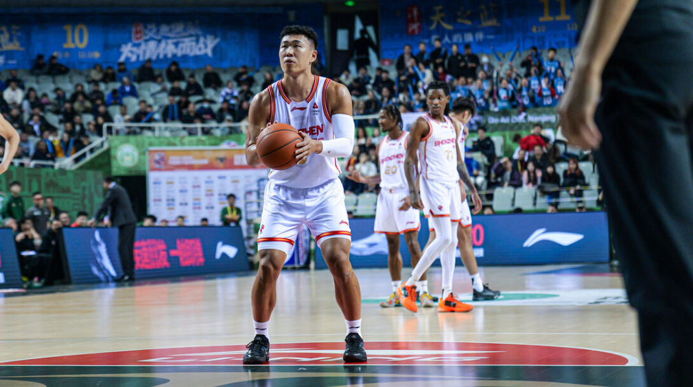 欧冠客户端下载-3加时！辽宁打出神剧本，深圳爆冷跌出前四，一阶段仅2队有冠军相