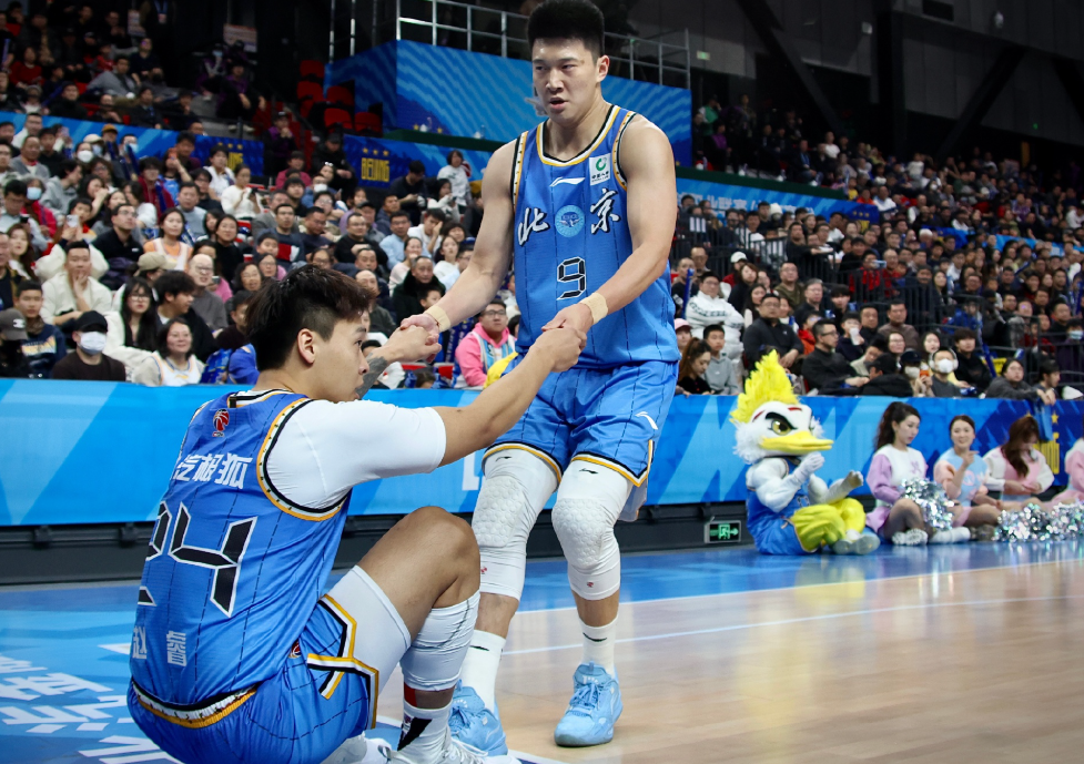 欧冠客户端下载-3加时！辽宁打出神剧本，深圳爆冷跌出前四，一阶段仅2队有冠军相