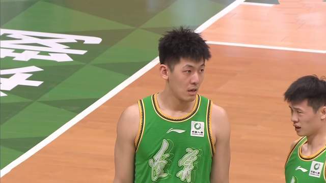 欧冠官方正版下载-加时赛15-2，辽宁男篮连胜收官 赵继伟16+8接管比赛 乌戈战术大师