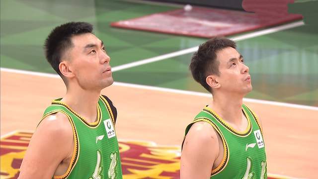 欧冠官方正版下载-加时赛15-2，辽宁男篮连胜收官 赵继伟16+8接管比赛 乌戈战术大师