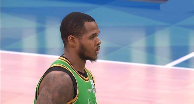 欧冠官方正版下载-加时赛15-2，辽宁男篮连胜收官 赵继伟16+8接管比赛 乌戈战术大师