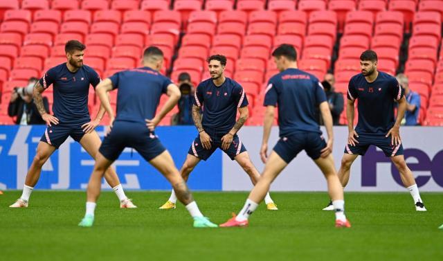 欧冠直播官网下载-【前瞻】英格兰人的傲慢，莫德里奇们的动力